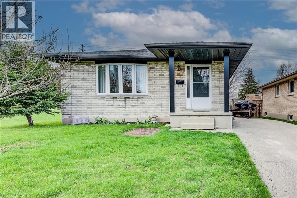 183 DINISON Crescent