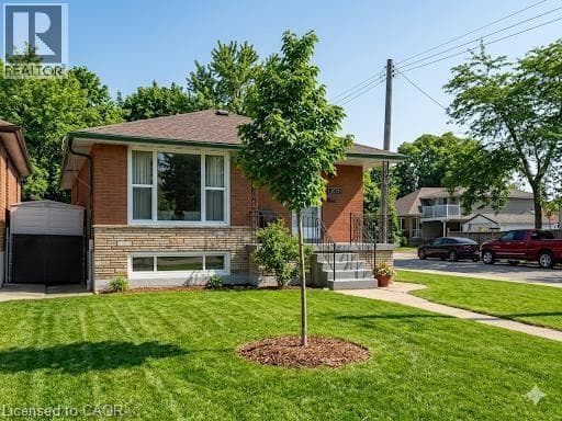 1224 DUNSMURE Road