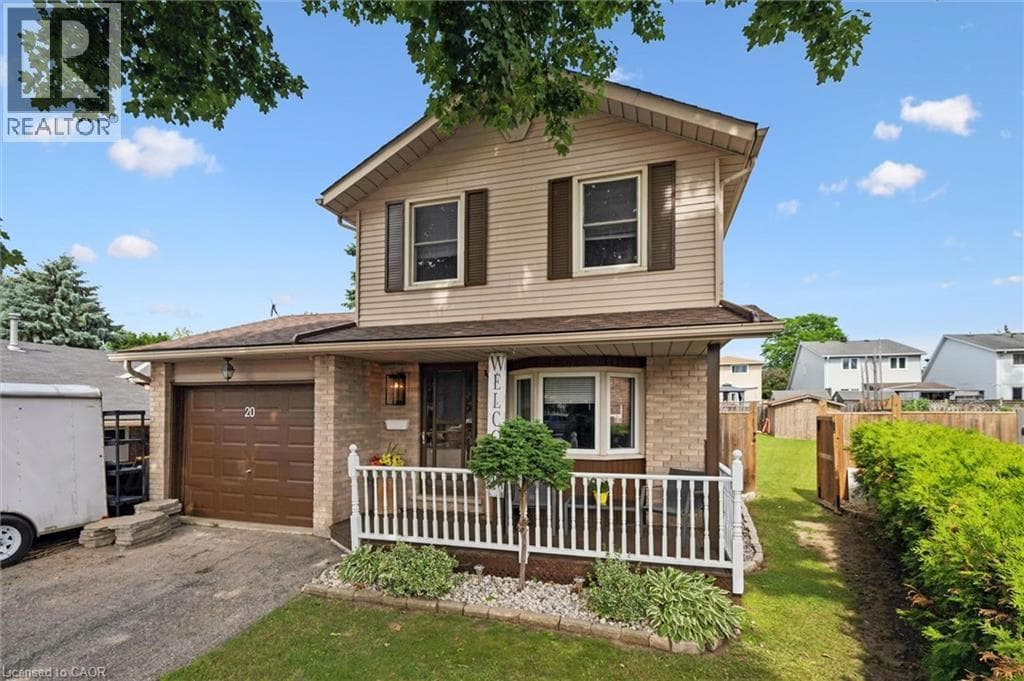 20 HEATHWOOD Court