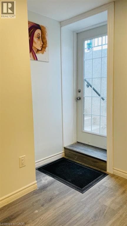 Photo 4