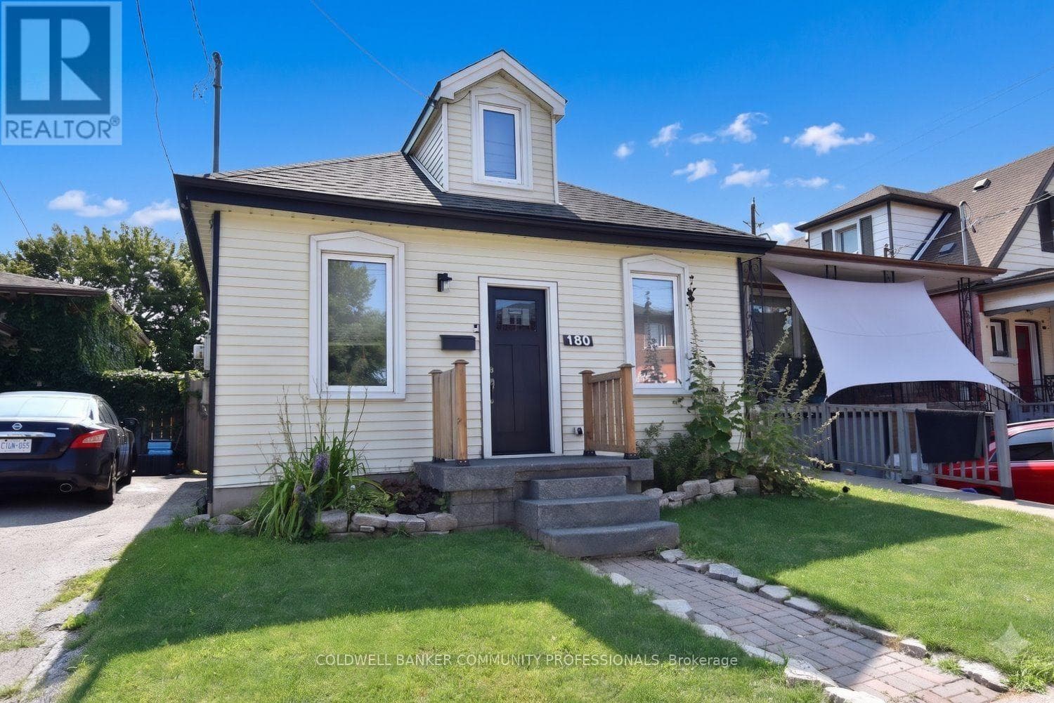 180 Province Street North