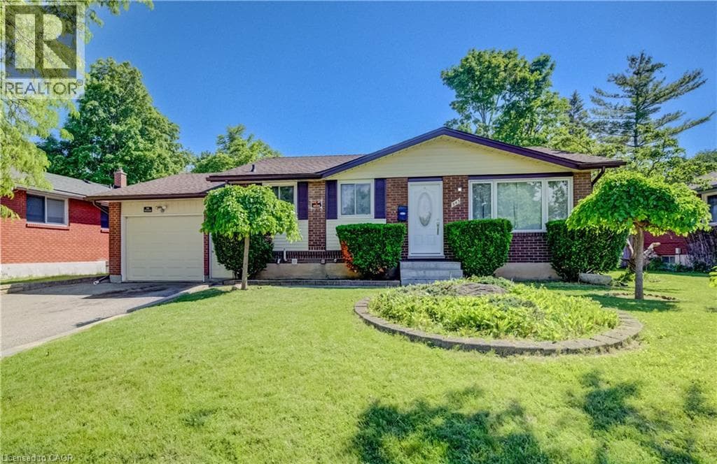 543 GLEN FORREST Boulevard