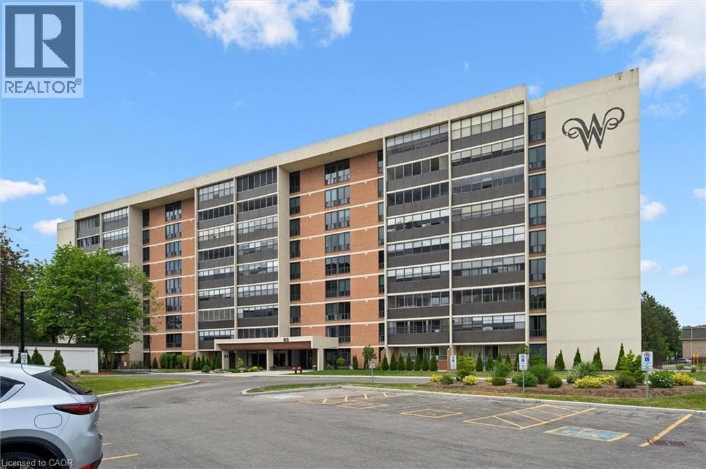 65 WESTMOUNT Road Unit 211