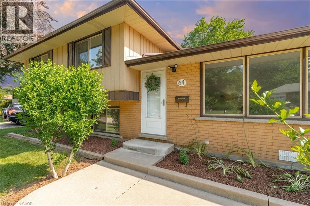 64 WARREN Road