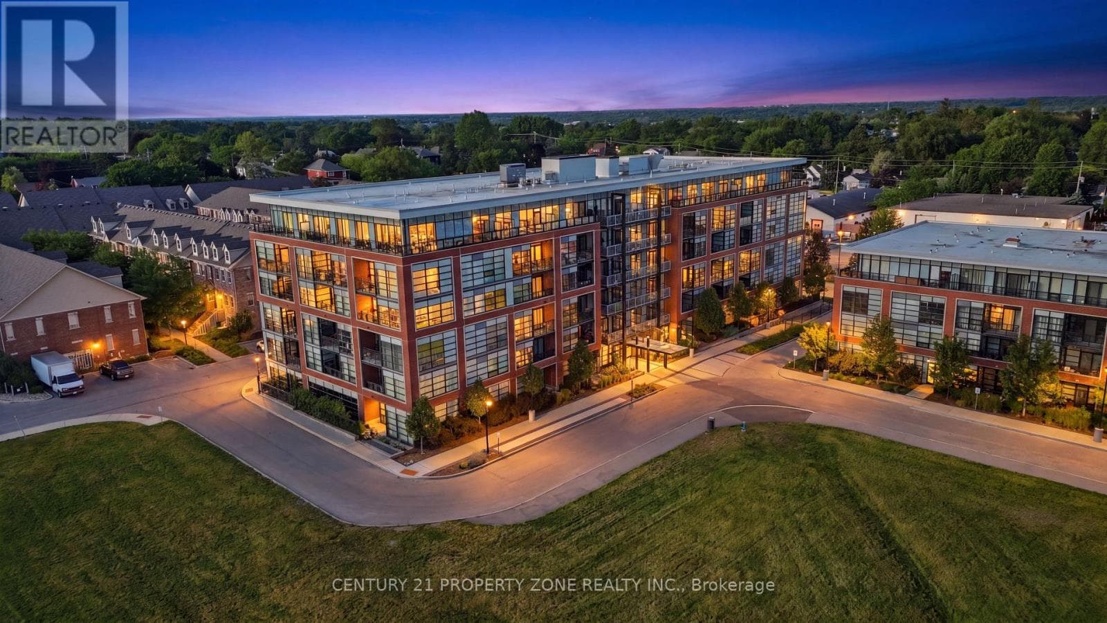 15 Prince Albert Boulevard Unit 516