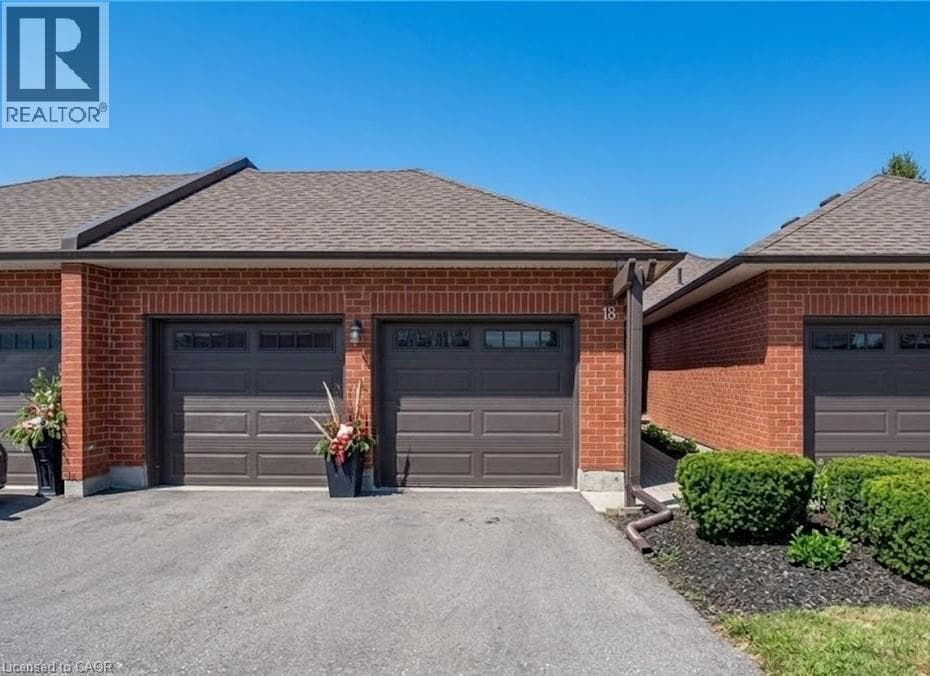 10 ISHERWOOD Avenue Unit 18