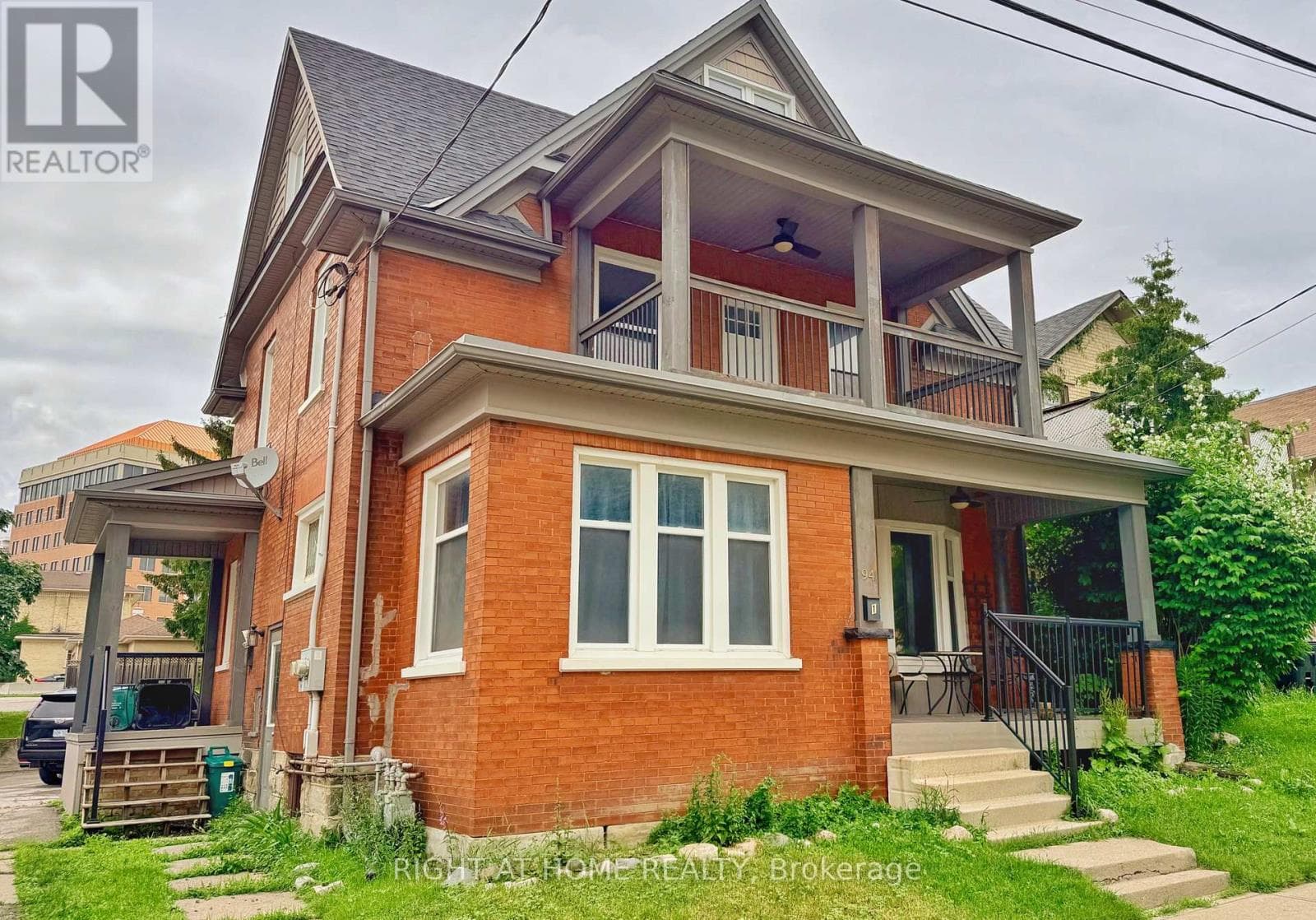 2-94 SCOTT Street