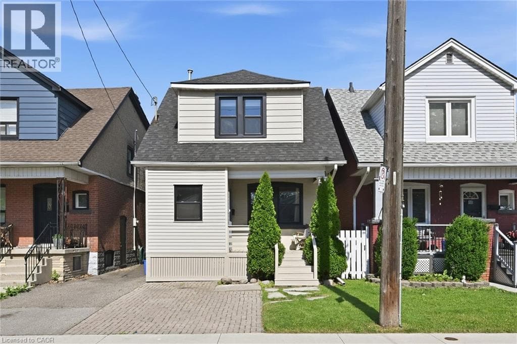 77 CAMERON Avenue North