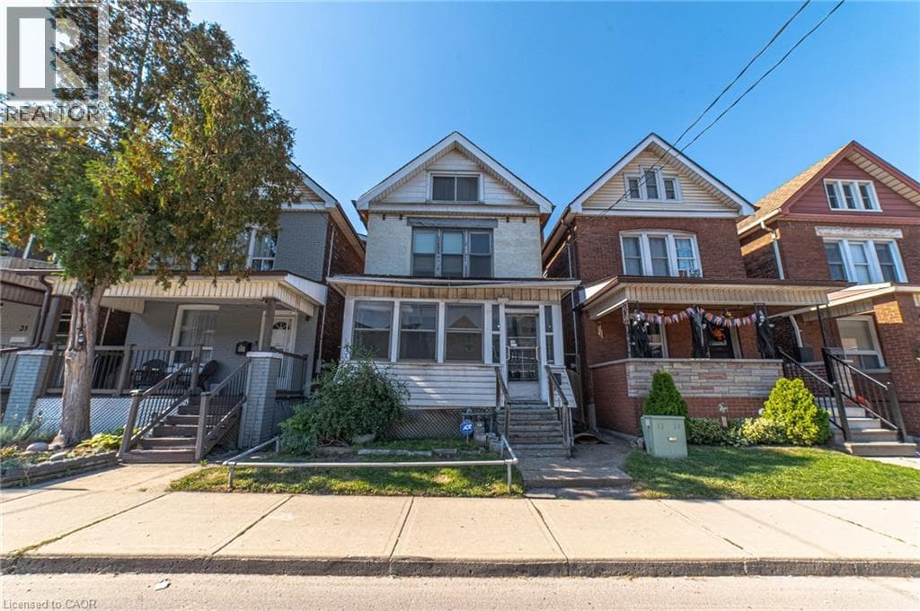 35 SHERMAN Avenue North
