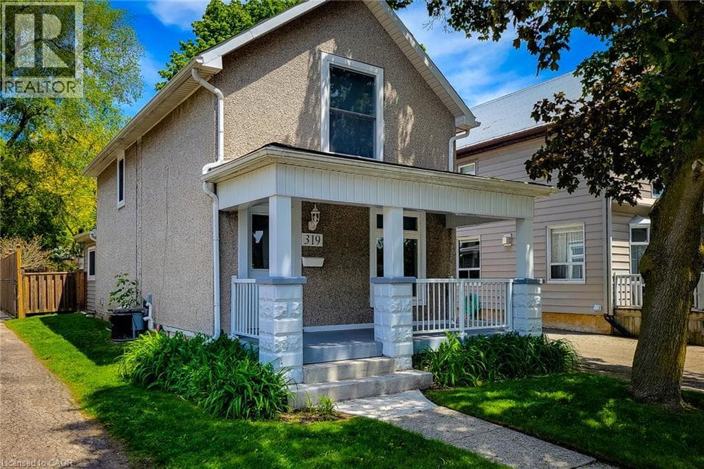 319 KING Street West