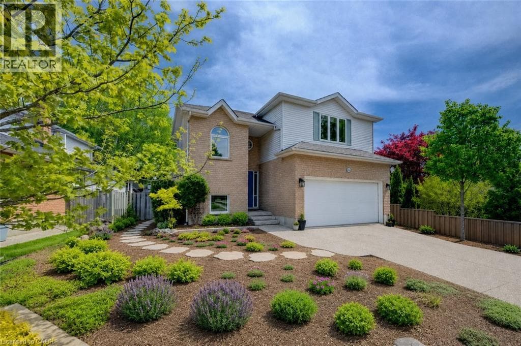 464 NORTHLAKE Drive