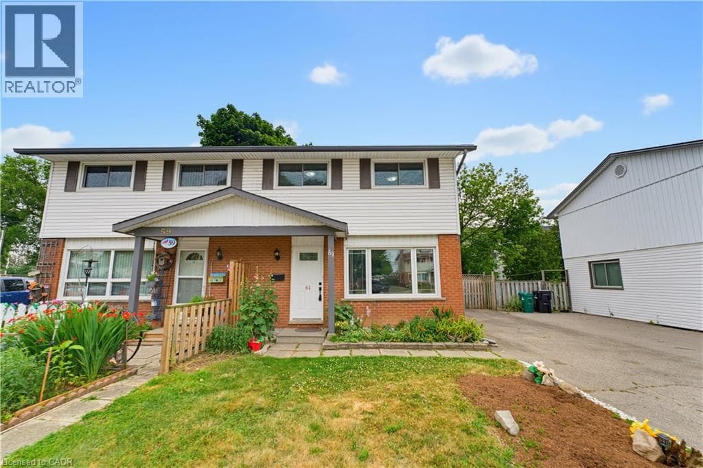 61 BALFOUR Crescent
