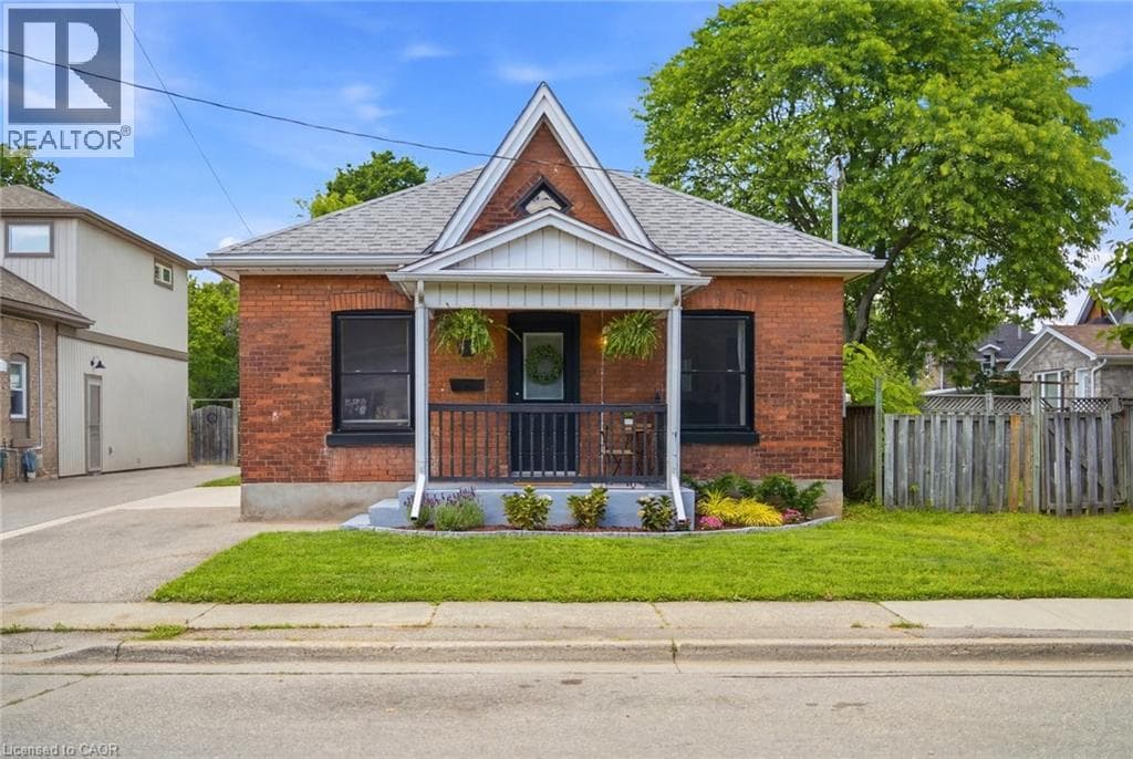 112 SYDENHAM Street