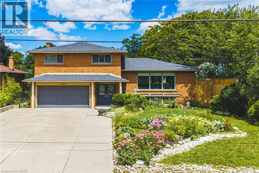 364 FENNELL Avenue West