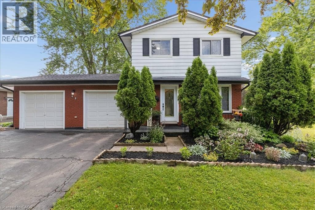 45 ARROWHEAD Crescent