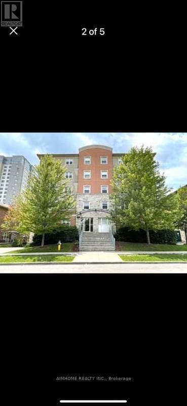 261 Lester Street Unit 403