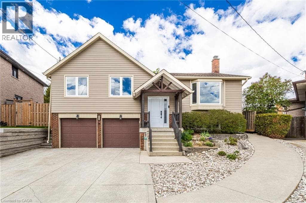 118 NAPOLI Drive
