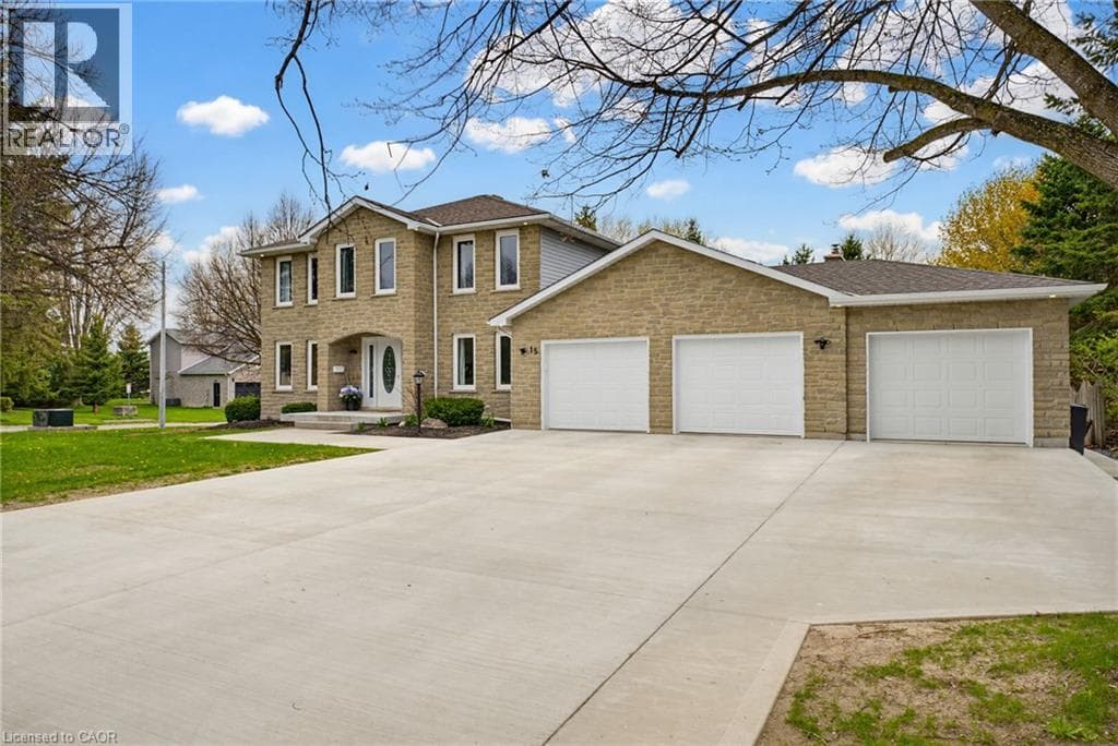 15 DANUBE Drive
