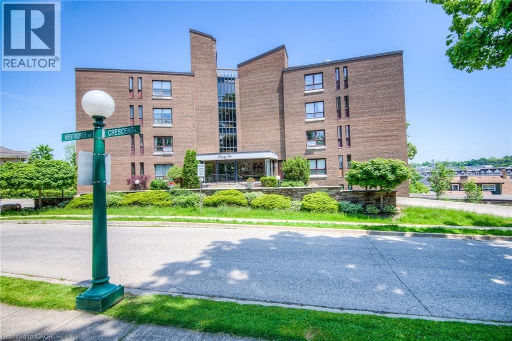 26 WENTWORTH Avenue Unit 5S