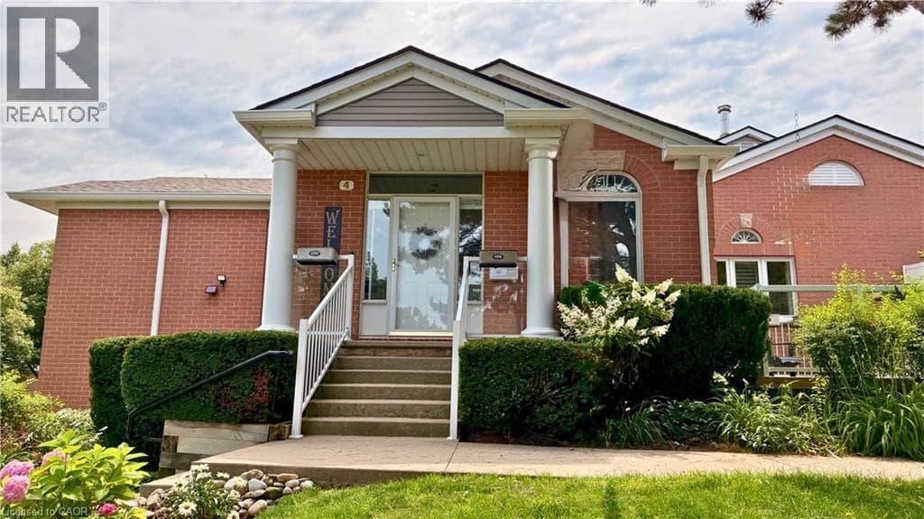 341 GEORGE Street North Unit 4