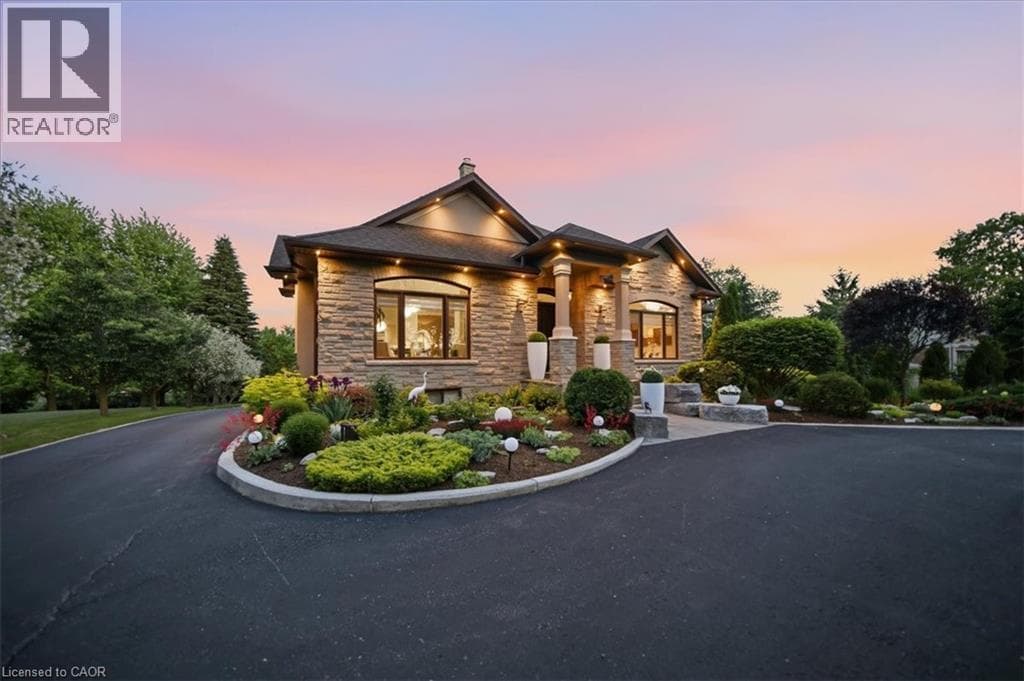 2371 SNYDERS Road East