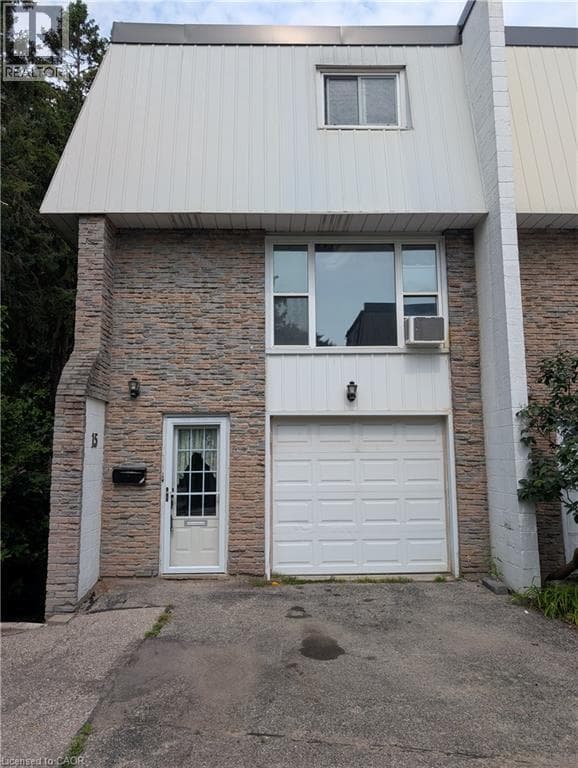 70 MORGAN Avenue Unit 15