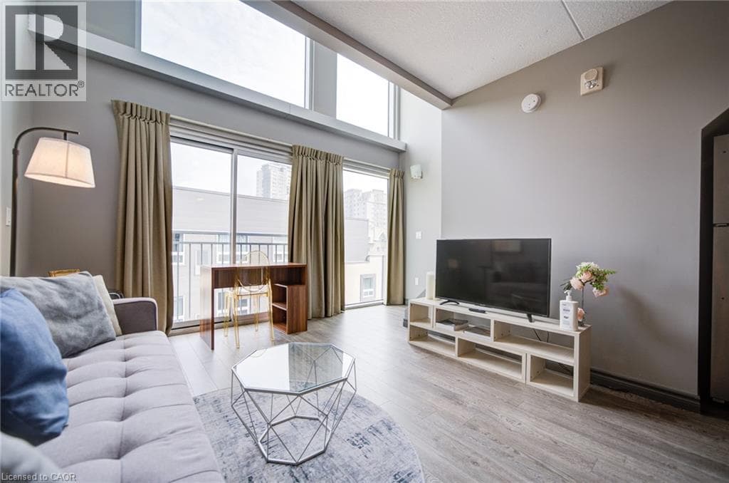 321 SPRUCE Street Unit 710