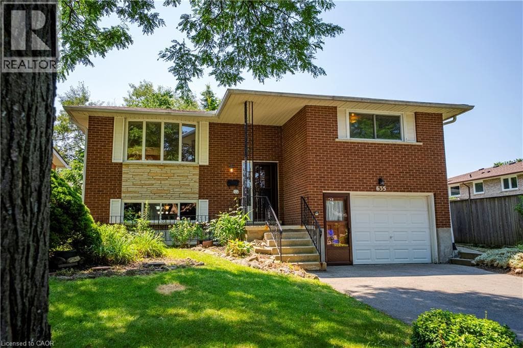635 CEDARGROVE Place