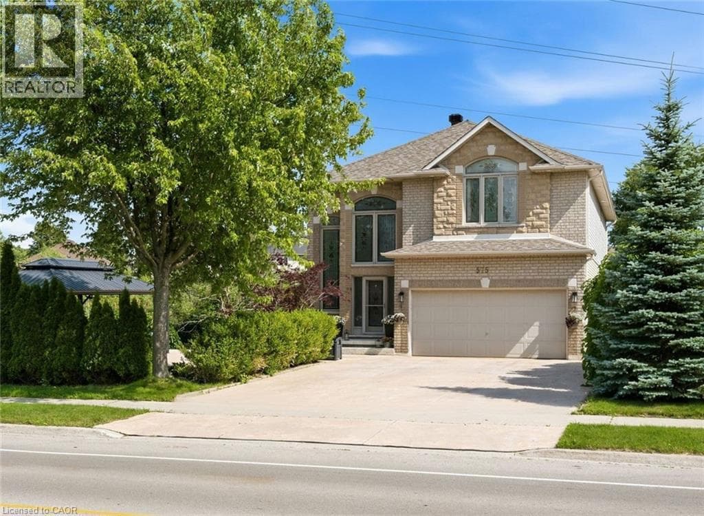 575 STONEHENGE Drive