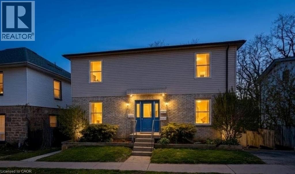 52 WELLINGTON Street Unit 3