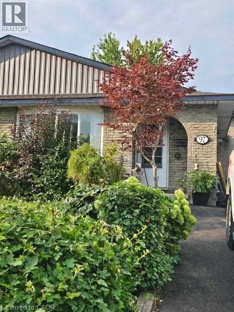 97 GUILDWOOD Drive