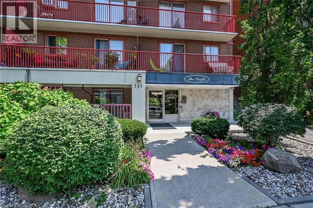 141 CATHARINE Street South Unit 1004