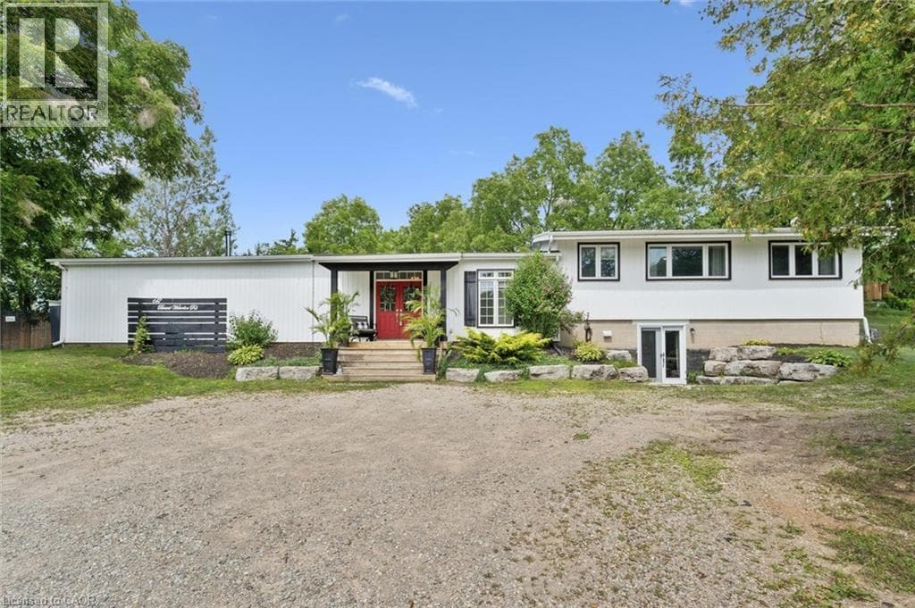 647 BRANT-WATERLOO Road
