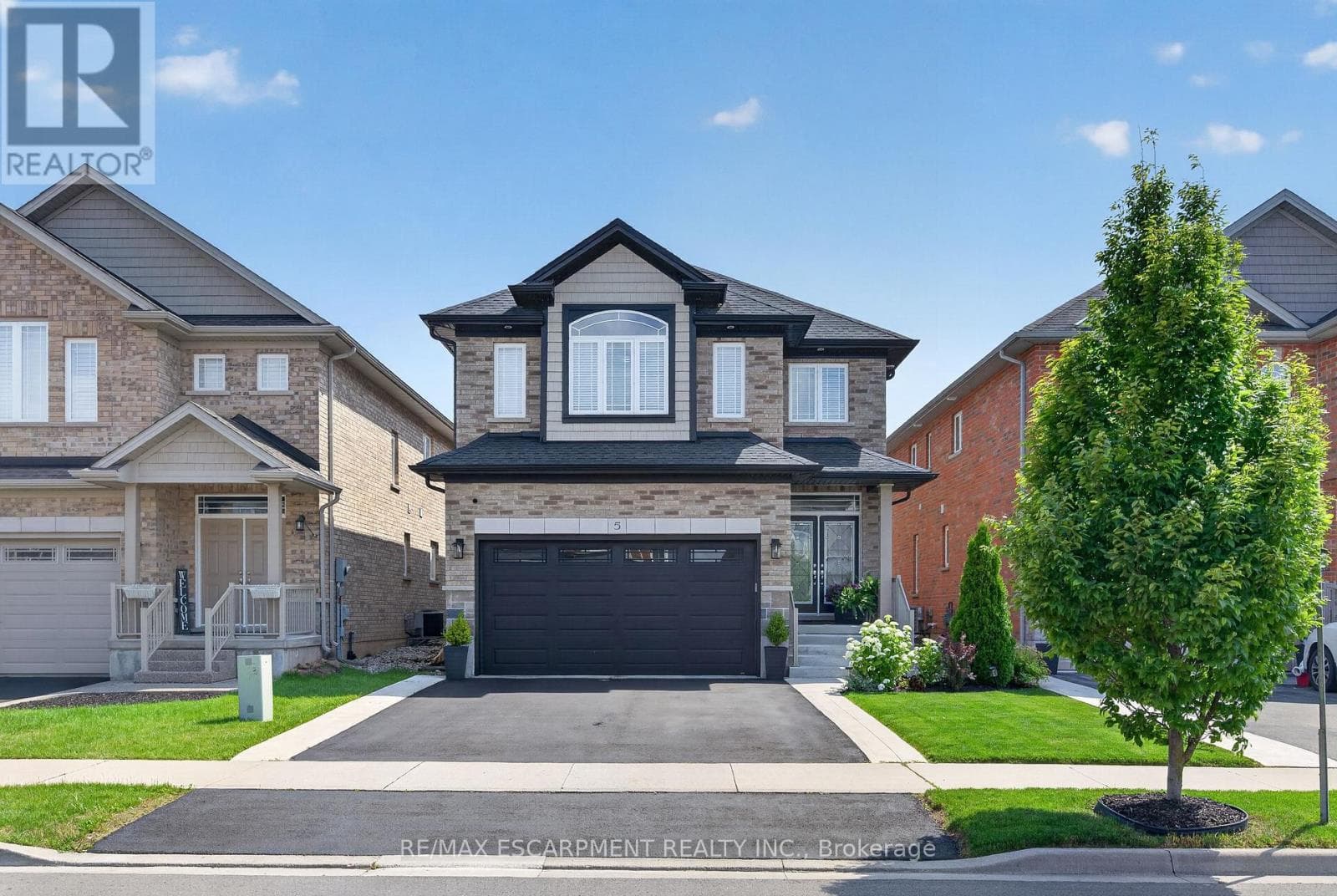 5 Narbonne Crescent