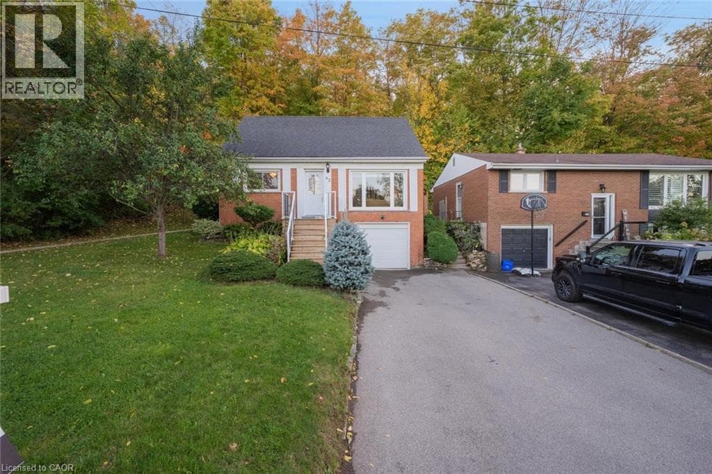 62 BRENTWOOD Drive
