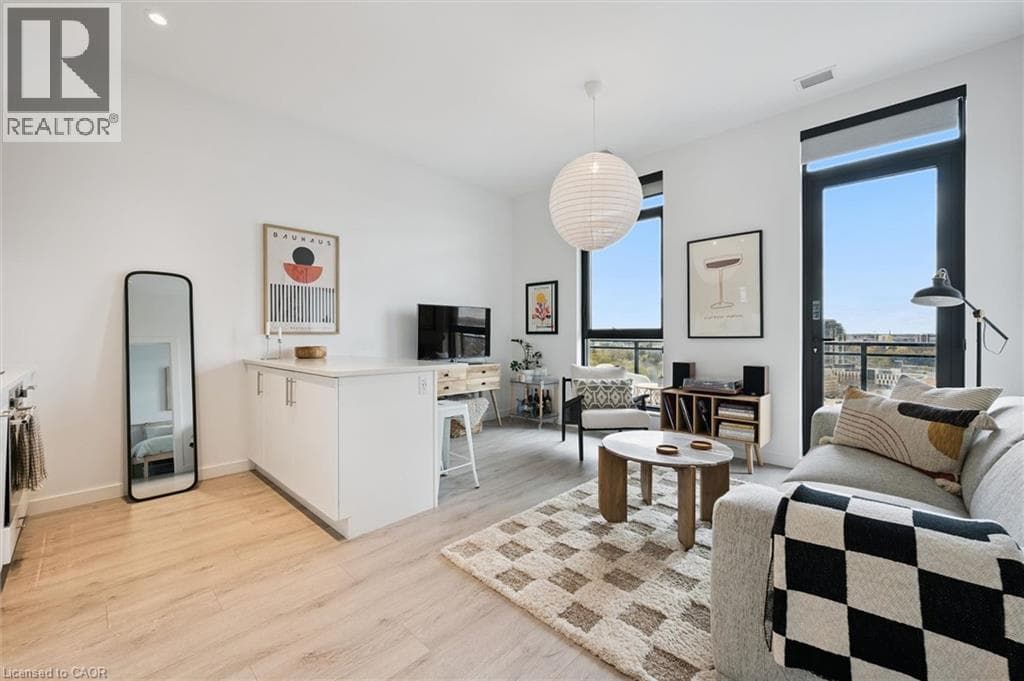 181 KING Street South Unit 1511