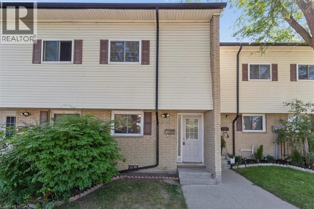 211 VERONICA Drive Unit 8
