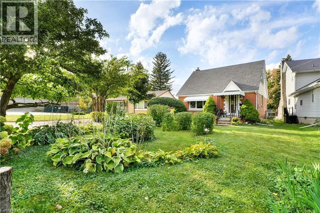 22 GRABER Place