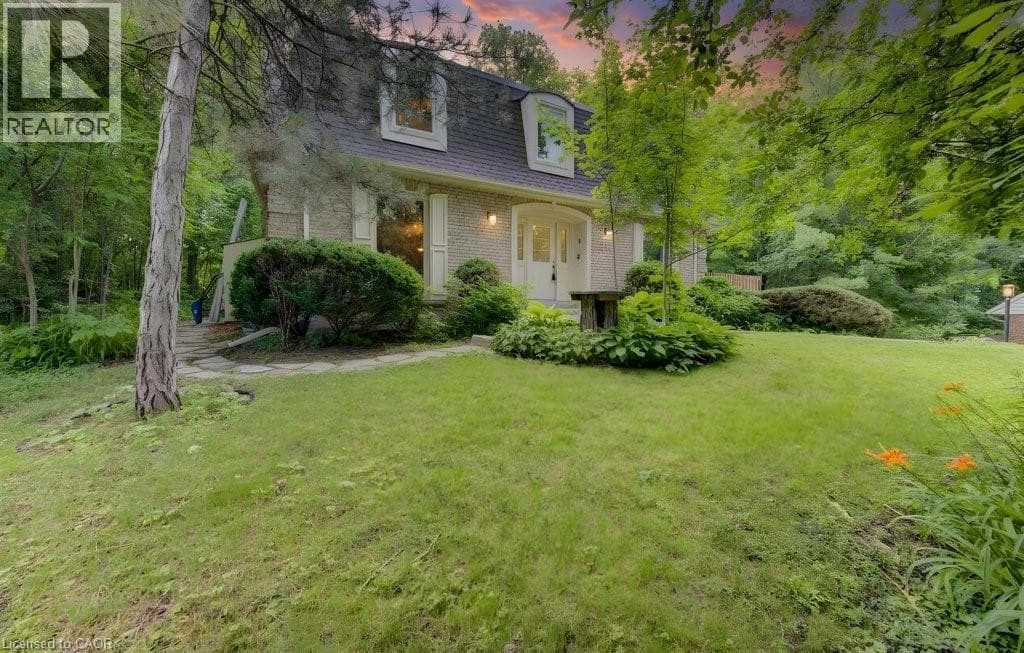 318 SHAKESPEARE Place