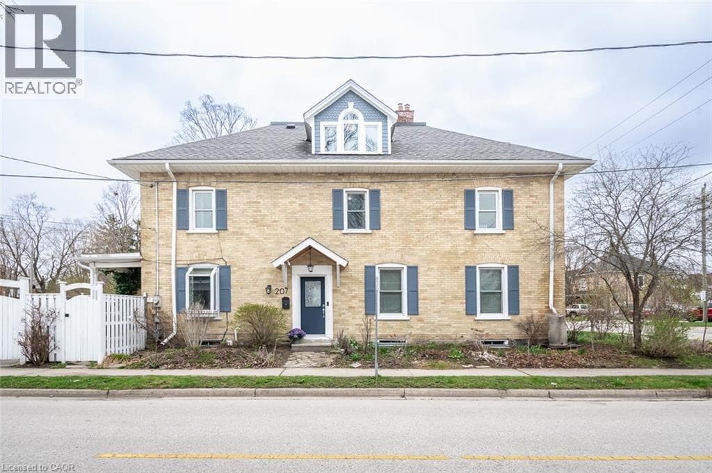 207 WATERLOO Street North