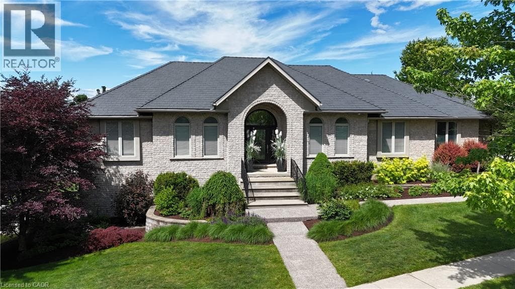 139 MANNHEIM Crescent