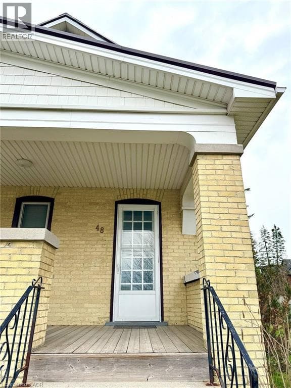 48 WALTER Street Unit A