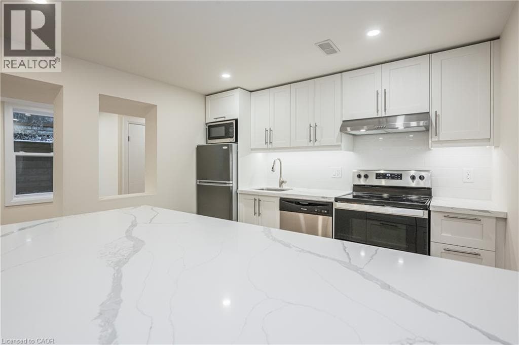 348 FOREST HILL Drive Unit LOWER