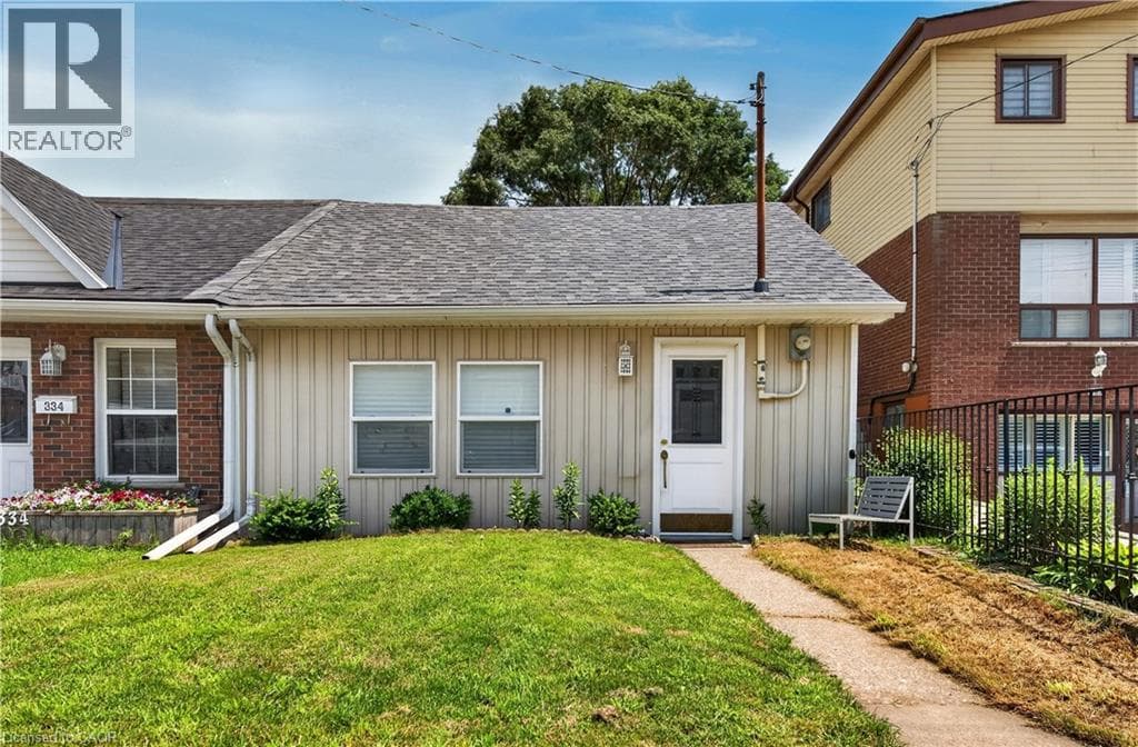332 EAST Avenue North