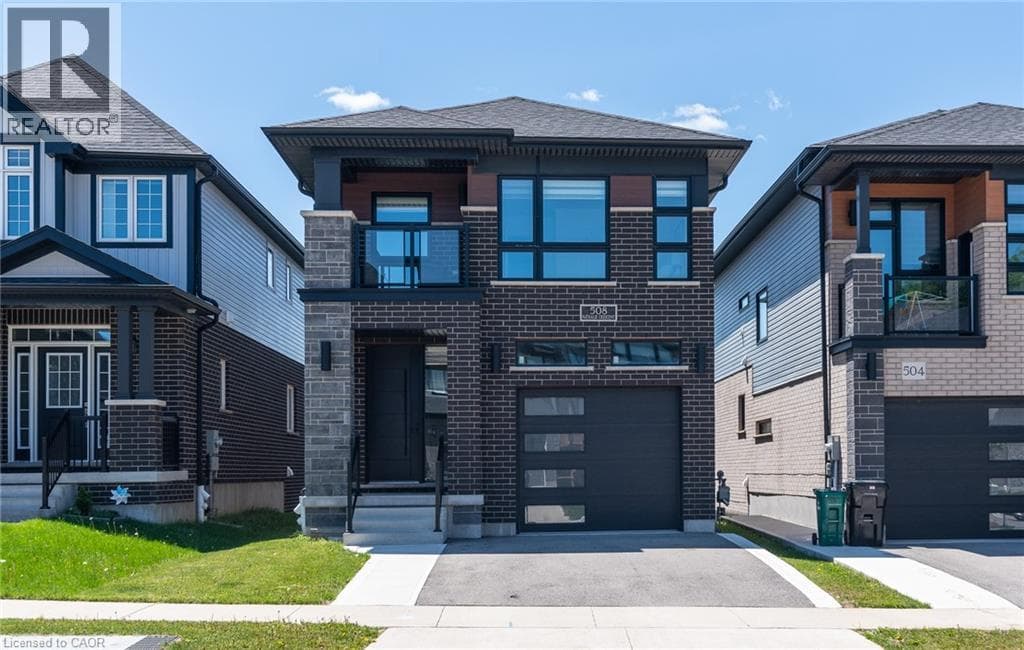 508 NATHALIE Crescent