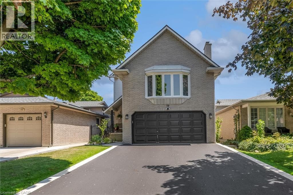 19 MILLPOND Place