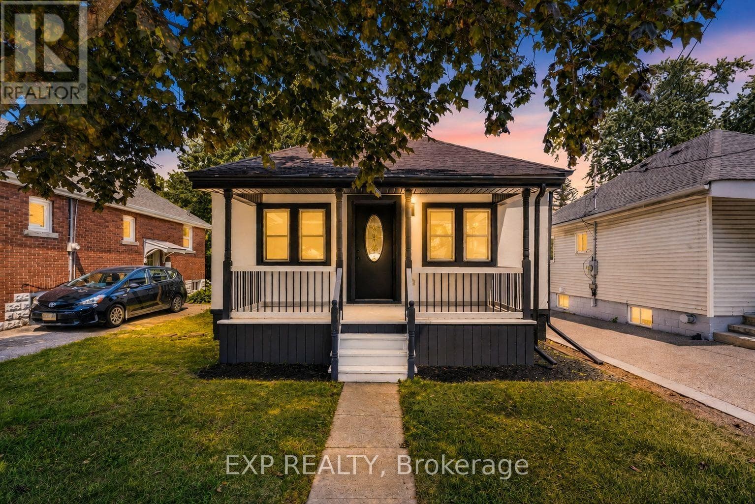 43 Brucedale Avenue East