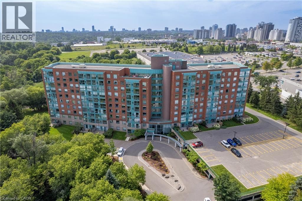 55 BLUE SPRINGS Drive Unit 611