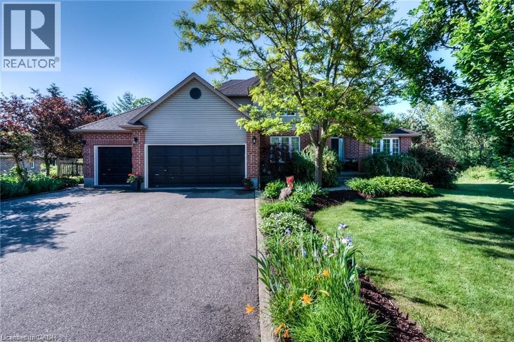 25 IDLE RIDGE Court