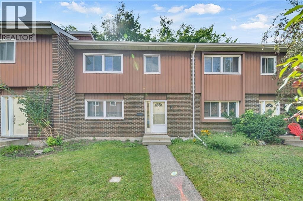 121 UNIVERSITY Avenue East Unit 101